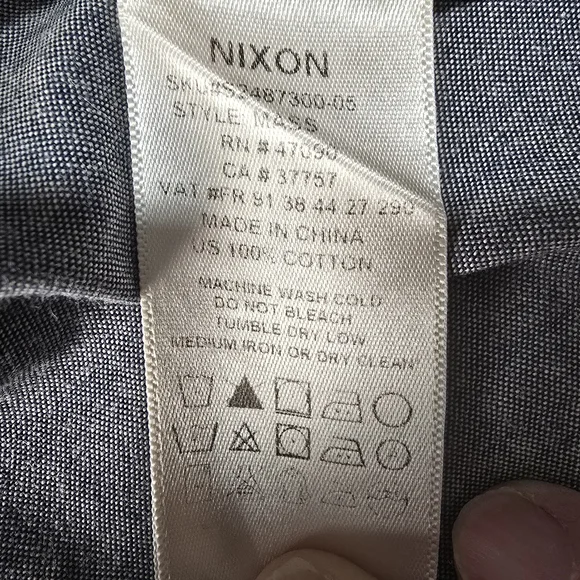 Nixon Men's XL Gray Printed Button Down Short Sleeve 100% Cotton Shirt - Picture 9 of 11